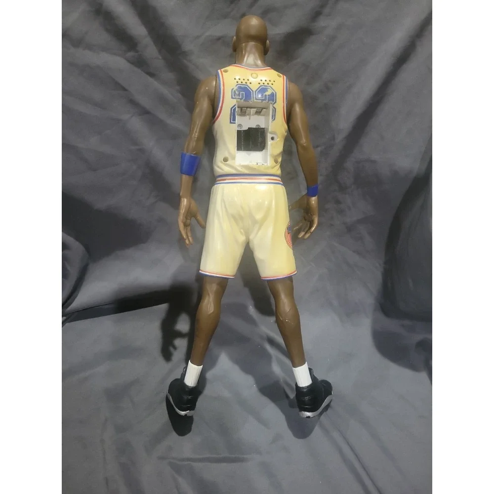 1996 Warner Bros. (WB) Space Jam - Talking Michael Jordan Basketball Figure Doll